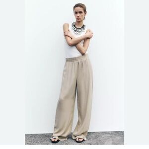 ZARA FLOWY WIDE LEG PANTS